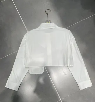L17 2024 пролет нова дамска риза кратко ревера писмо бутон джоб черно и бяло пачуърк дизайн мода тенденция бял S-L