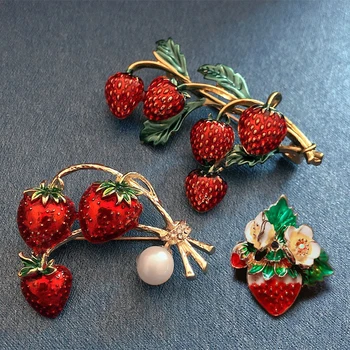 Емайлирани ягодови брошки за жени Червен ягодов букет Цвете сватби парти случайни ревера брошка щифтове подарък гореща продажба