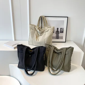 Жените подплатени чанти плътен цвят буфер рамо чанта голям капацитет един рамо чанта мода за парти пътуване работа